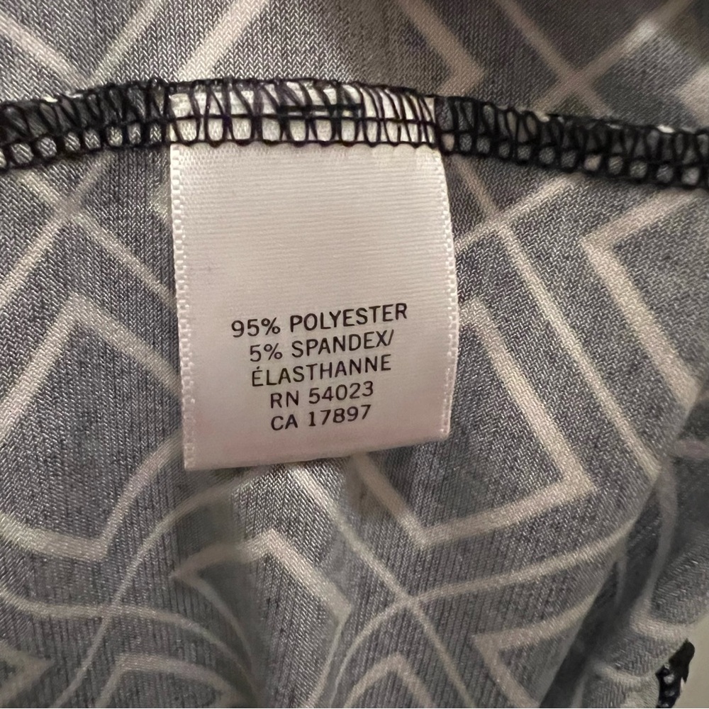 Banana Republic Geometric Careerwear Tank Top - Picture 4 of 4